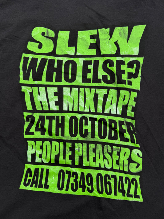 WHO ELSE? HOTLINE TEE
