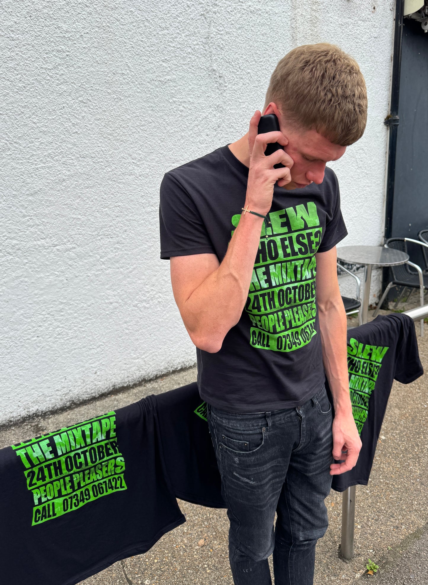 WHO ELSE? HOTLINE TEE
